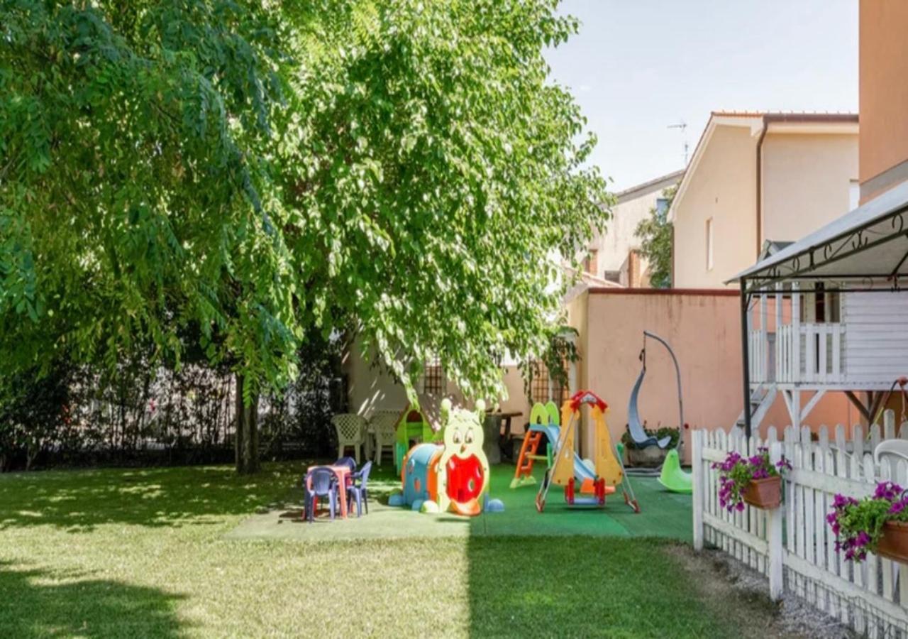 La Meria Di Maria La Terrazza Marina di Grosseto Buitenkant foto